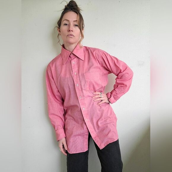 The Big Red Oversized Dagger Collar Button Down XL - Picture 11 of 14